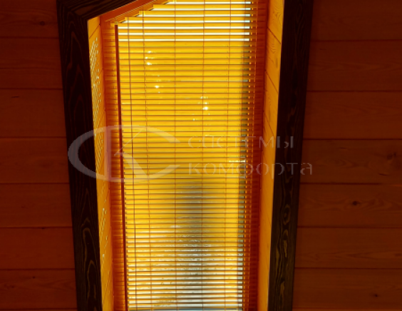 Портфолио жалюзи на треугольные окна